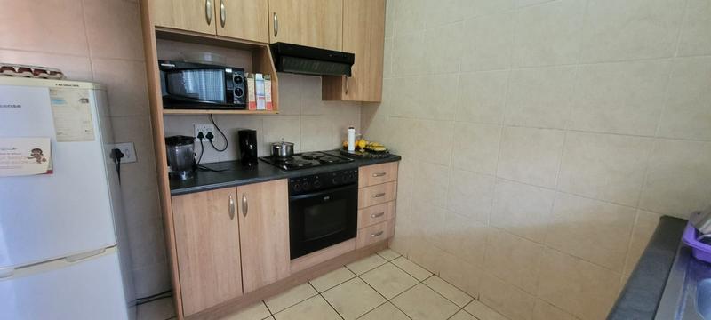 1 Bedroom Property for Sale in New Redruth Gauteng