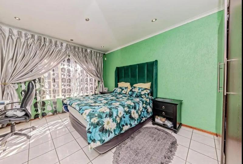 3 Bedroom Property for Sale in Alan Manor Gauteng