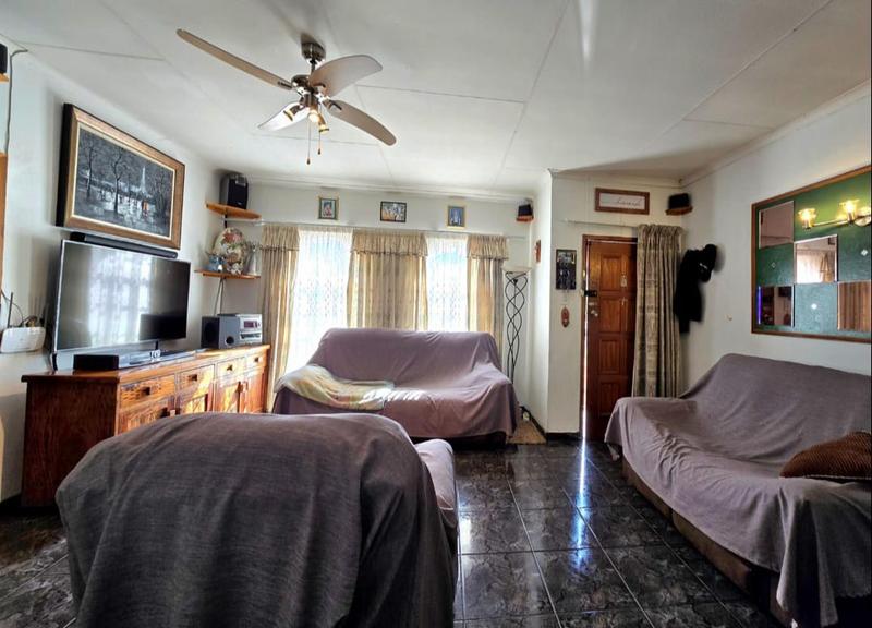 3 Bedroom Property for Sale in Suideroord Gauteng