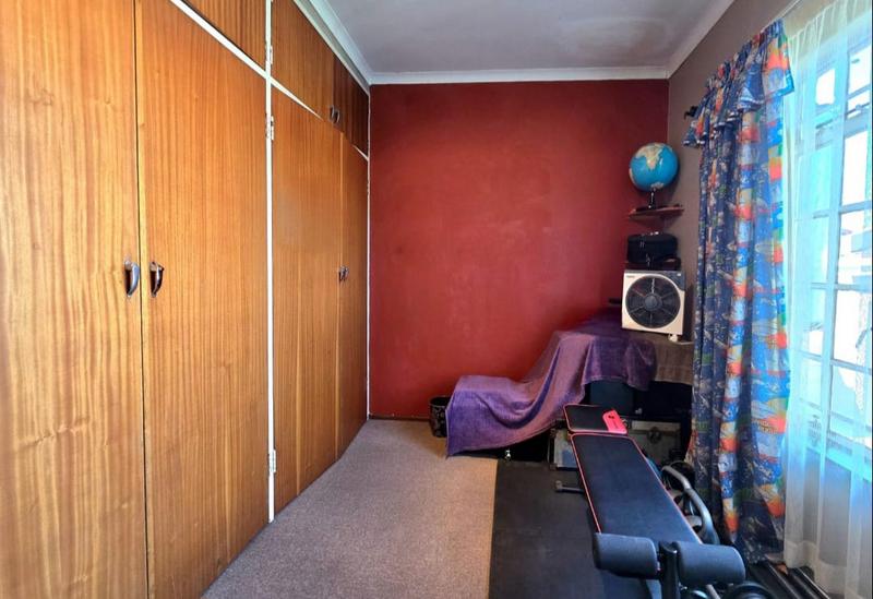 3 Bedroom Property for Sale in Suideroord Gauteng