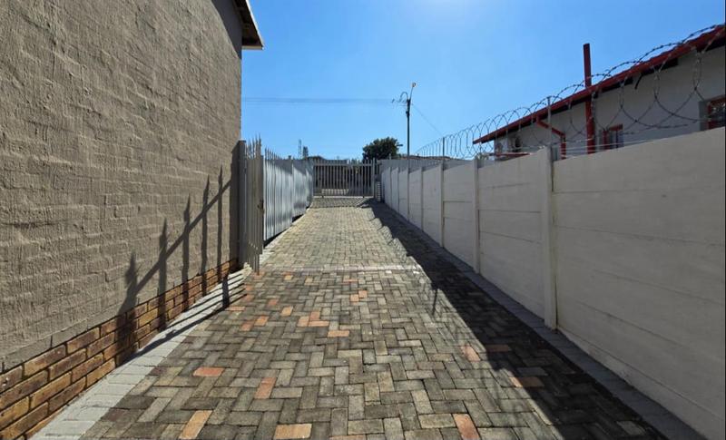 3 Bedroom Property for Sale in Suideroord Gauteng