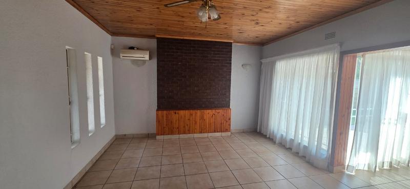 5 Bedroom Property for Sale in Arcon Park Gauteng