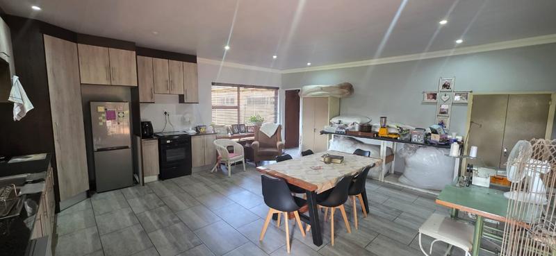 5 Bedroom Property for Sale in Arcon Park Gauteng
