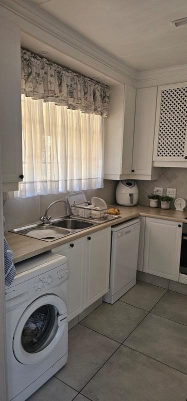 1 Bedroom Property for Sale in Bedford Park Gauteng