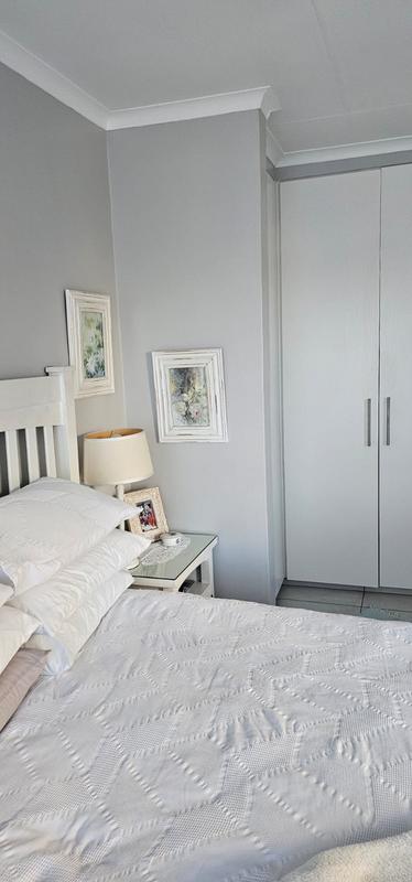 1 Bedroom Property for Sale in Bedford Park Gauteng