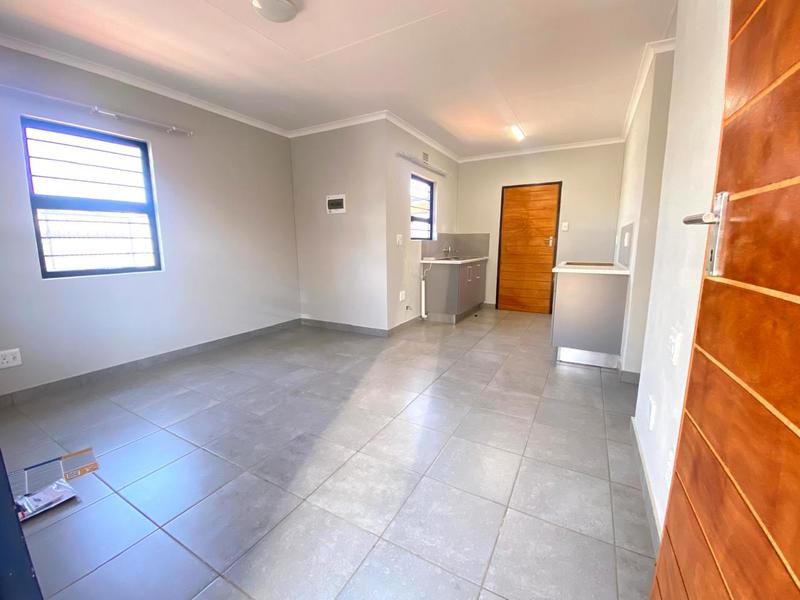 To Let 3 Bedroom Property for Rent in Protea Glen Gauteng