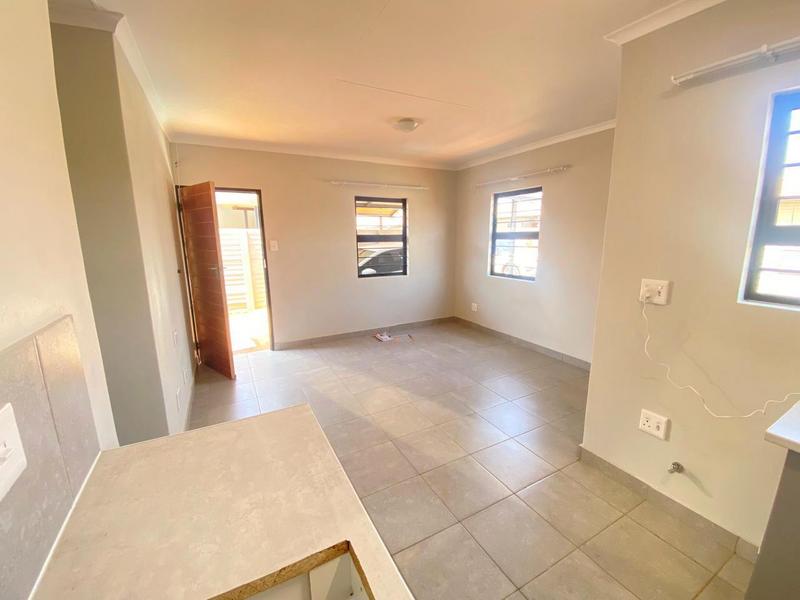To Let 3 Bedroom Property for Rent in Protea Glen Gauteng