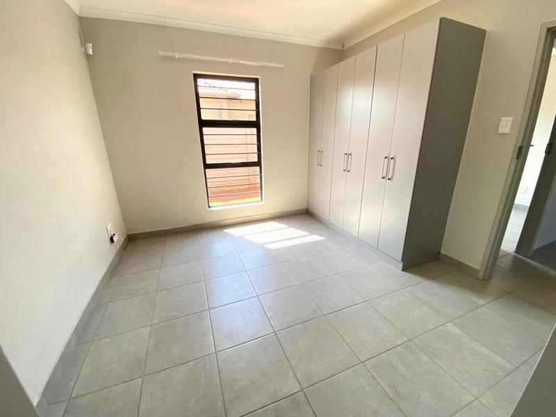 To Let 3 Bedroom Property for Rent in Protea Glen Gauteng