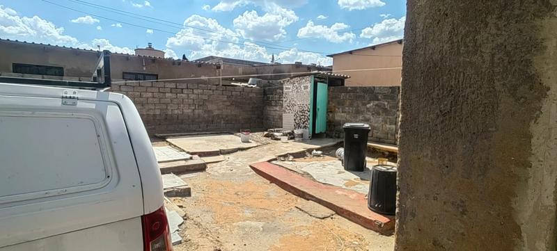1 Bedroom Property for Sale in Meadowlands Gauteng