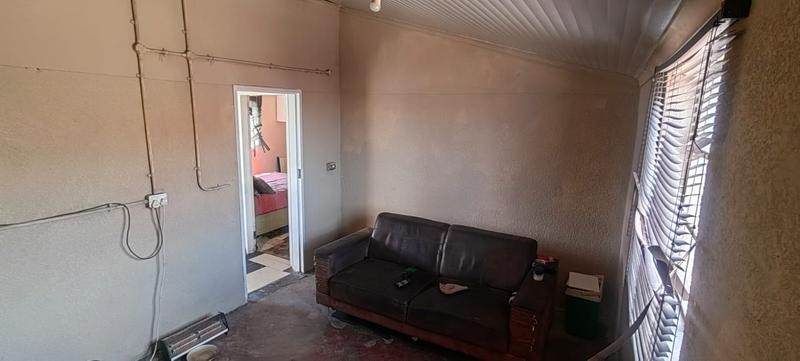 1 Bedroom Property for Sale in Meadowlands Gauteng