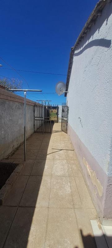 2 Bedroom Property for Sale in Stretford Gauteng