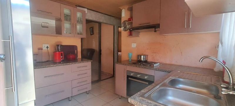 2 Bedroom Property for Sale in Stretford Gauteng