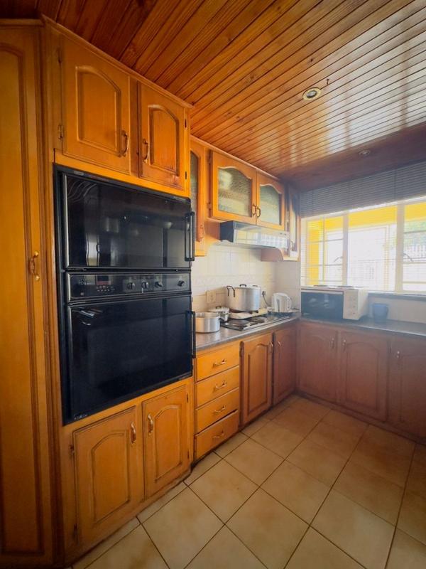 3 Bedroom Property for Sale in Zakariyya Park Gauteng