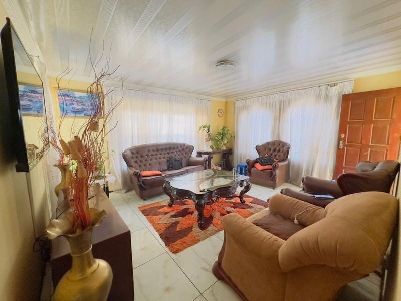 3 Bedroom Property for Sale in Zakariyya Park Gauteng
