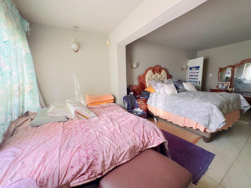 3 Bedroom Property for Sale in Zakariyya Park Gauteng