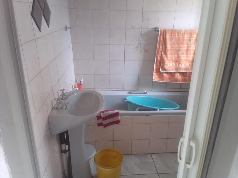 2 Bedroom Property for Sale in Meadowlands Gauteng