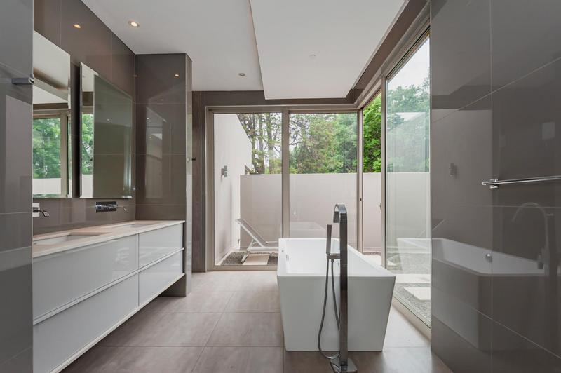 5 Bedroom Property for Sale in Bedfordview Gauteng