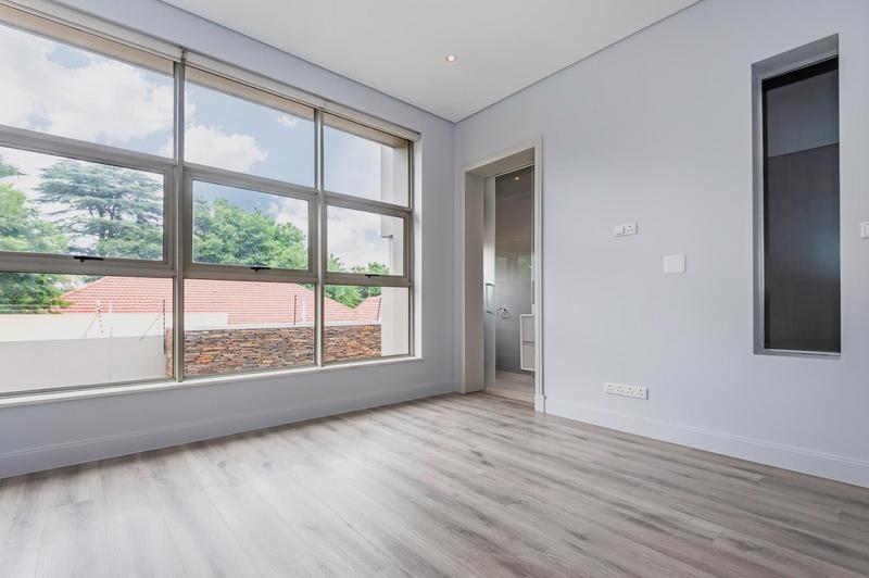 5 Bedroom Property for Sale in Bedfordview Gauteng