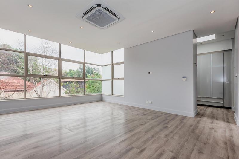 5 Bedroom Property for Sale in Bedfordview Gauteng