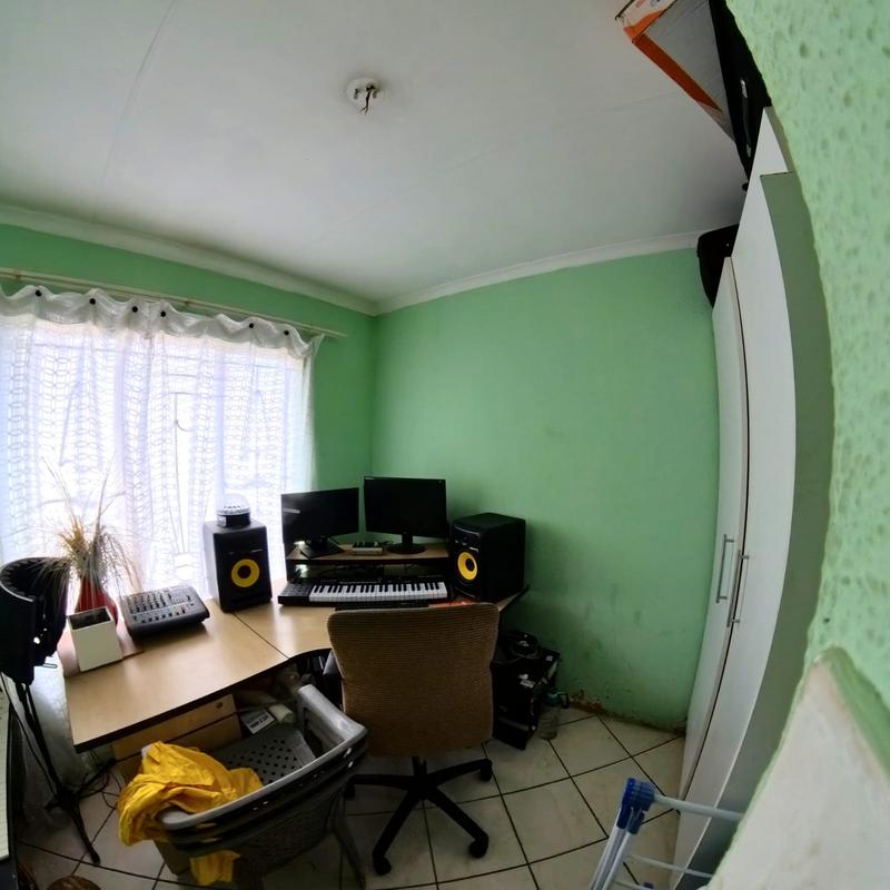 3 Bedroom Property for Sale in Klipfontein View Gauteng
