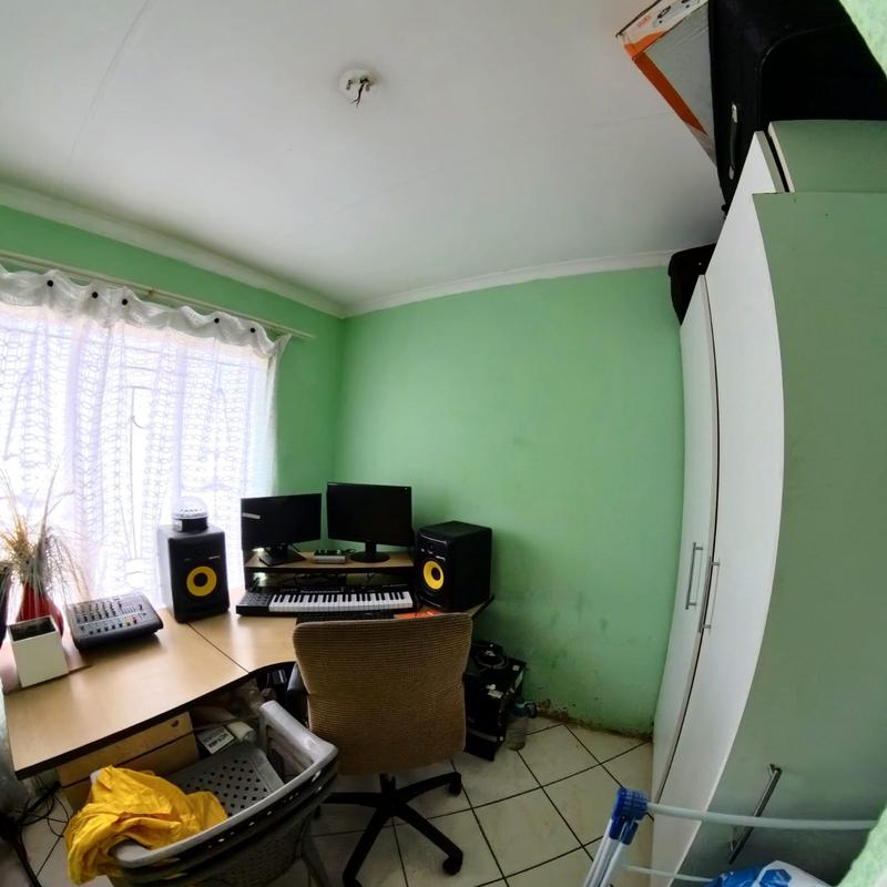 3 Bedroom Property for Sale in Klipfontein View Gauteng