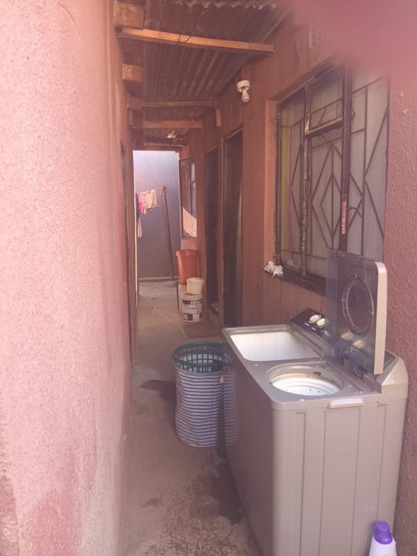 8 Bedroom Property for Sale in Tembisa Central Gauteng