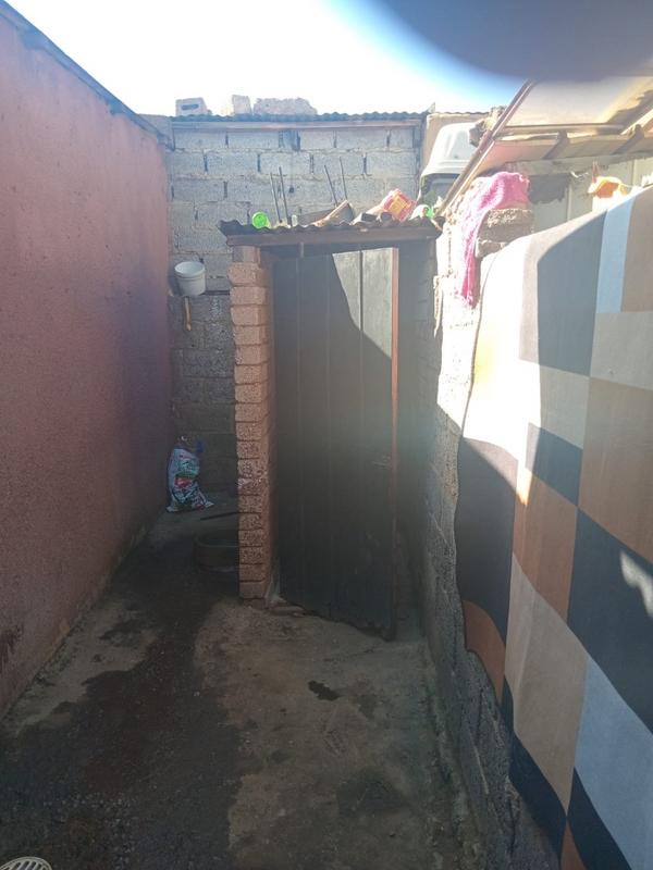 8 Bedroom Property for Sale in Tembisa Central Gauteng