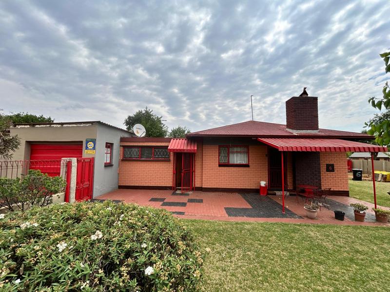 3 Bedroom Property for Sale in Dunnottar Gauteng