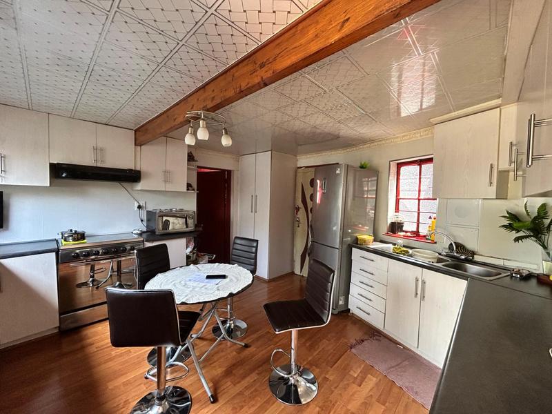 3 Bedroom Property for Sale in Dunnottar Gauteng