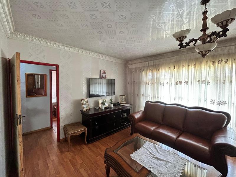 3 Bedroom Property for Sale in Dunnottar Gauteng