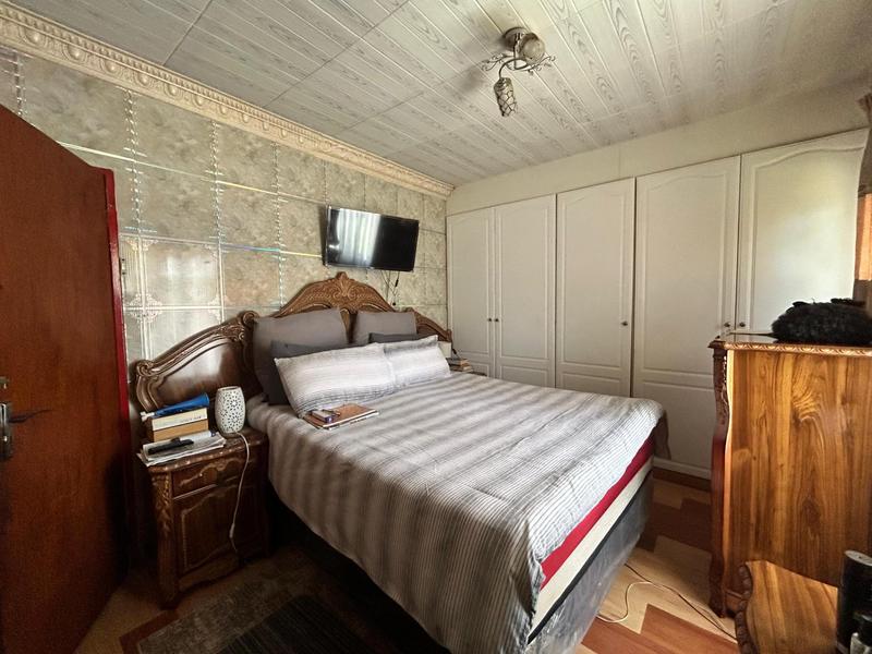 3 Bedroom Property for Sale in Dunnottar Gauteng