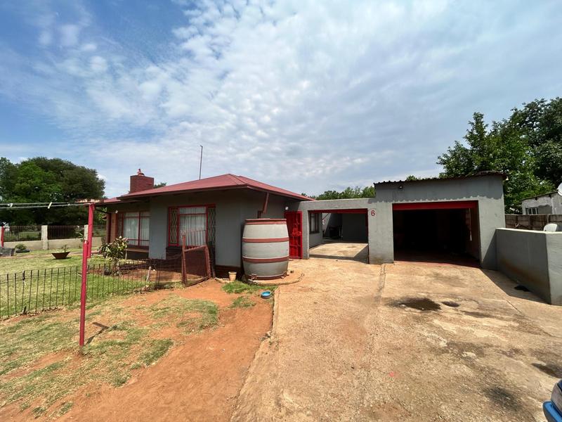 3 Bedroom Property for Sale in Dunnottar Gauteng