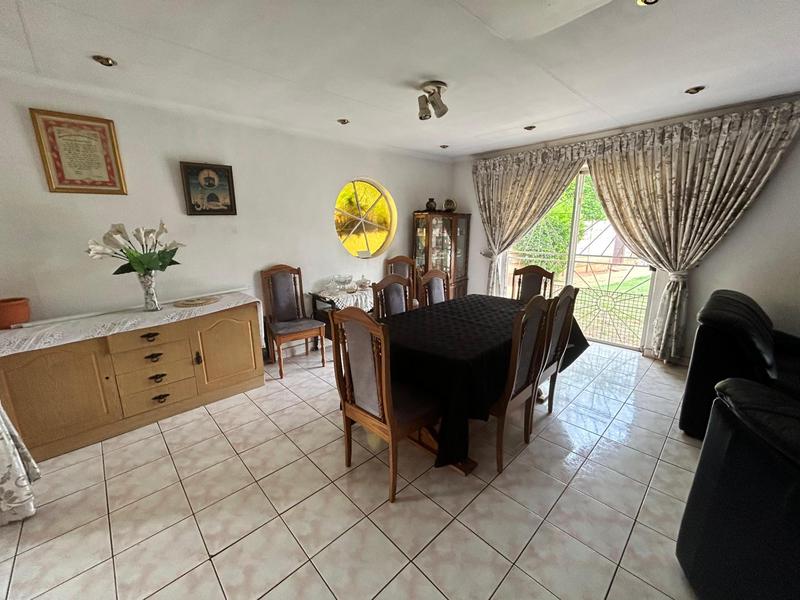 4 Bedroom Property for Sale in Bakerton Gauteng