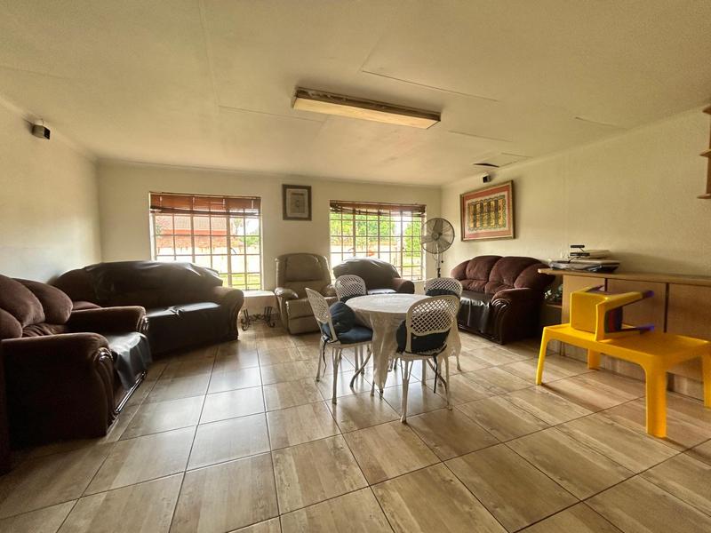 4 Bedroom Property for Sale in Bakerton Gauteng