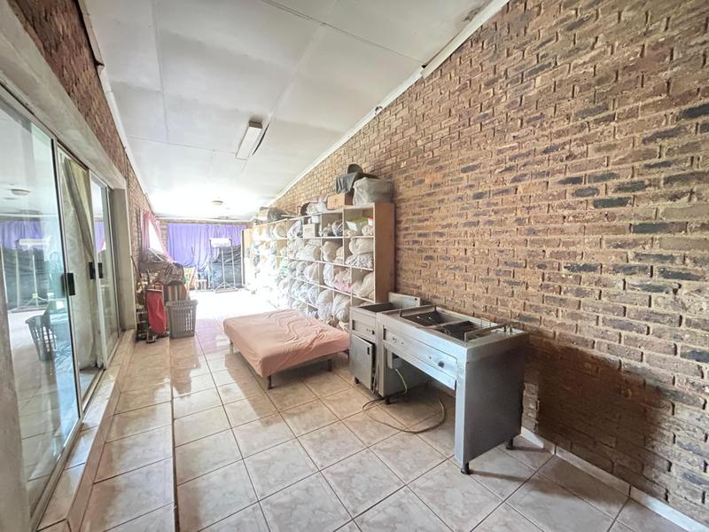4 Bedroom Property for Sale in Bakerton Gauteng