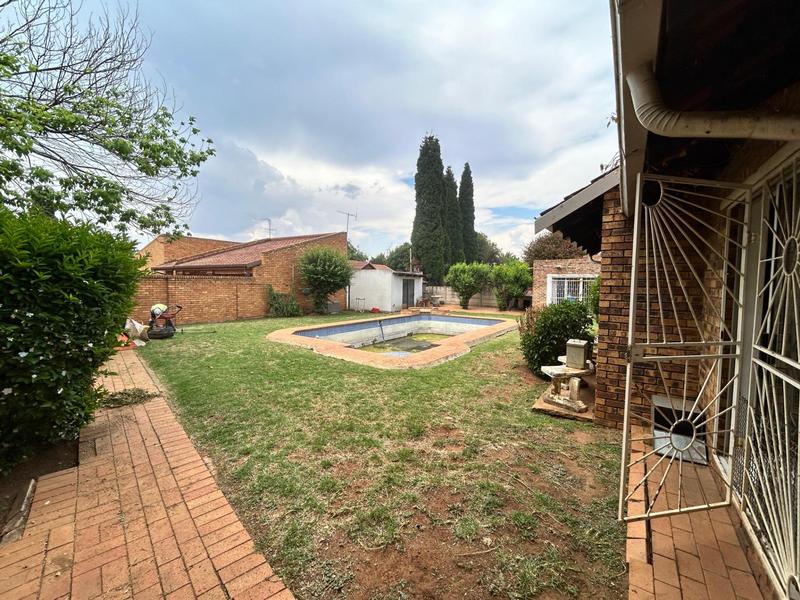 4 Bedroom Property for Sale in Bakerton Gauteng
