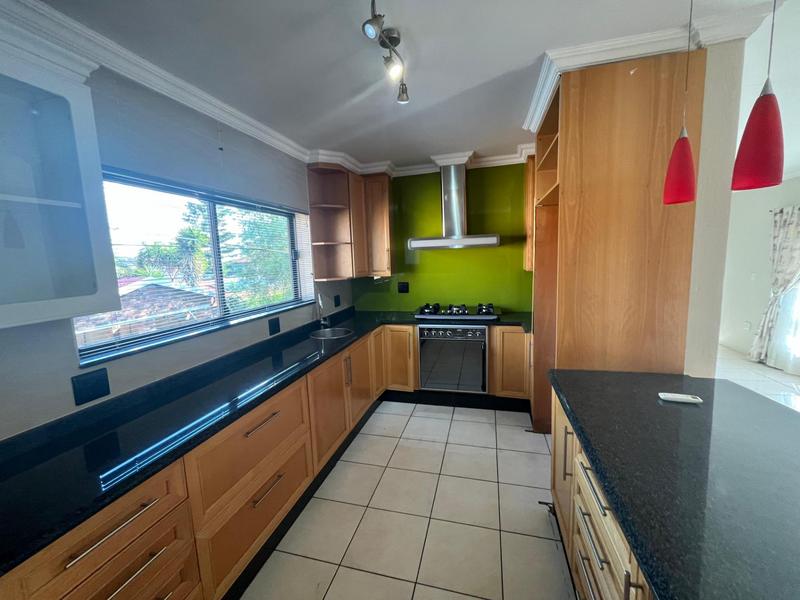 4 Bedroom Property for Sale in Glenvista Gauteng