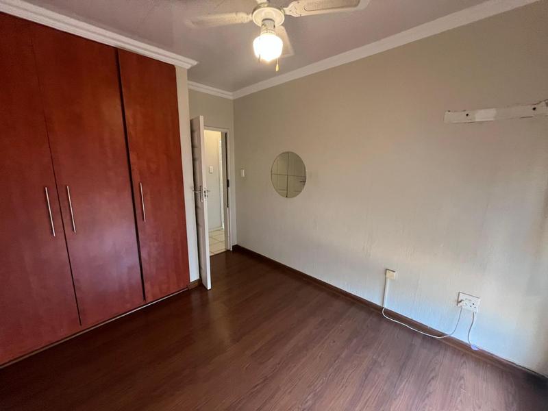 4 Bedroom Property for Sale in Glenvista Gauteng