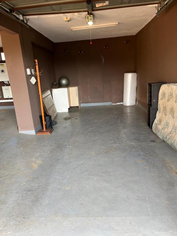 4 Bedroom Property for Sale in Glenvista Gauteng