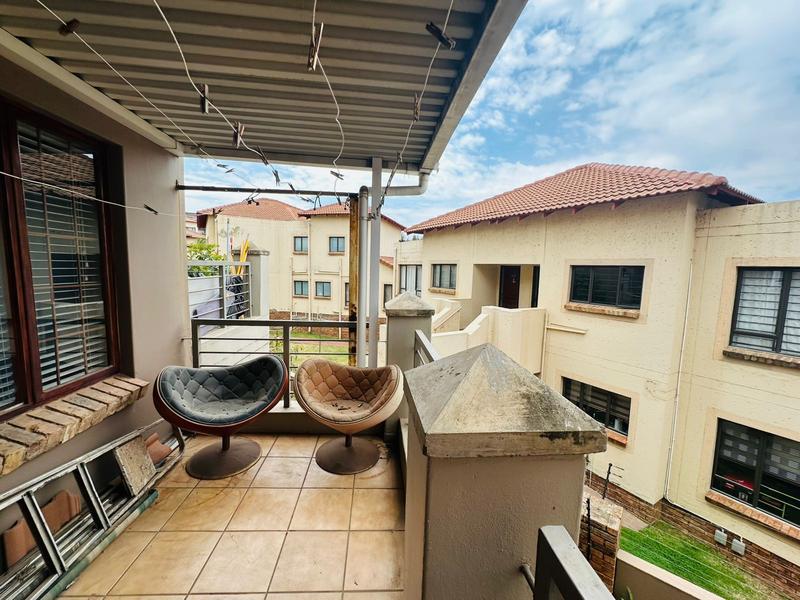 2 Bedroom Property for Sale in Mondeor Gauteng