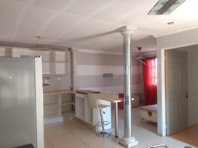 3 Bedroom Property for Sale in Protea Glen Gauteng