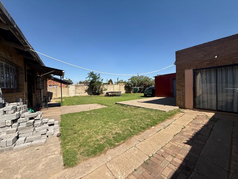 7 Bedroom Property for Sale in Vanderbijlpark CE 2 Gauteng