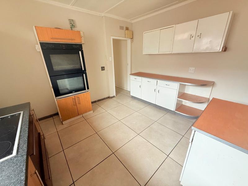 3 Bedroom Property for Sale in Vanderbijlpark CW 4 Gauteng