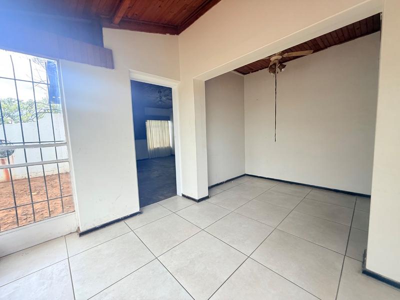 3 Bedroom Property for Sale in Vanderbijlpark CW 4 Gauteng