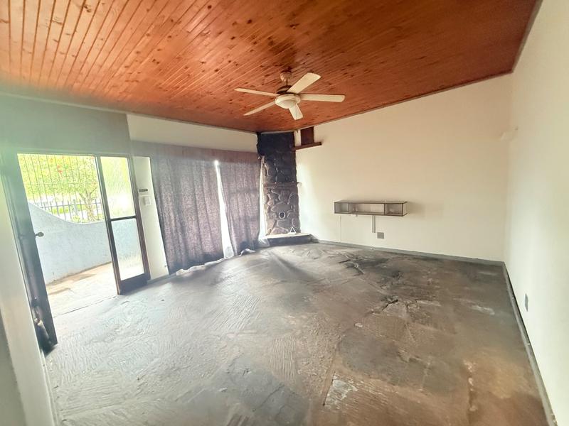 3 Bedroom Property for Sale in Vanderbijlpark CW 4 Gauteng