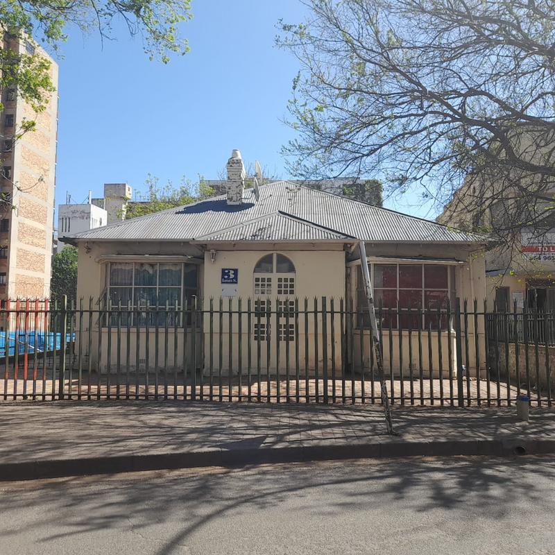 8 Bedroom Property for Sale in Berea Gauteng