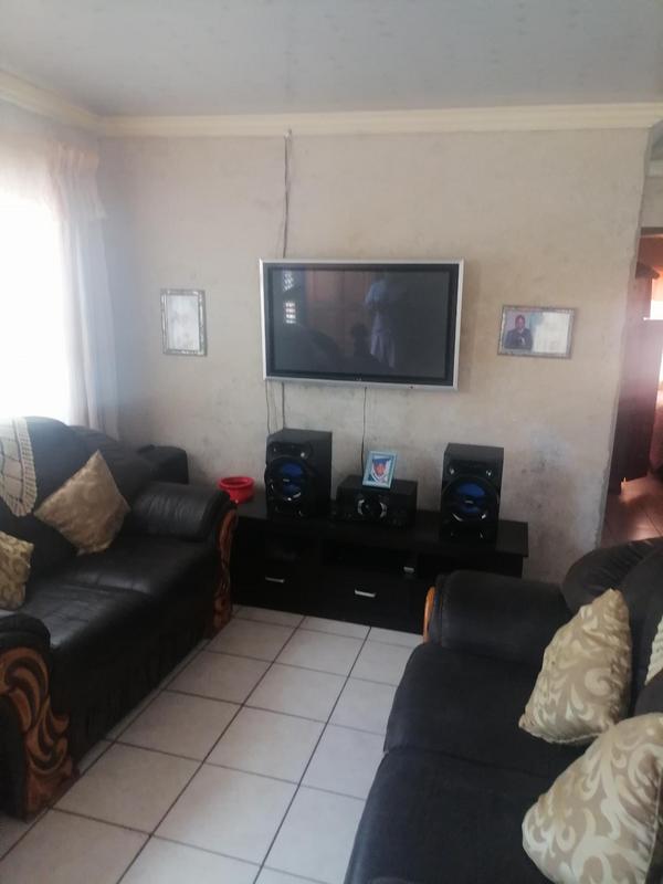 2 Bedroom Property for Sale in Esselenpark Gauteng
