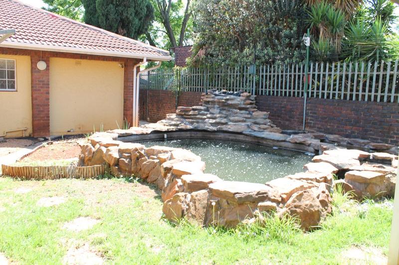 4 Bedroom Property for Sale in Bedfordview Gauteng