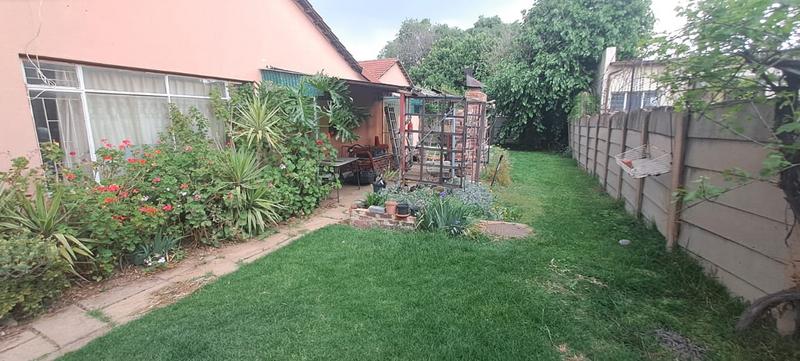 7 Bedroom Property for Sale in Elspark Gauteng