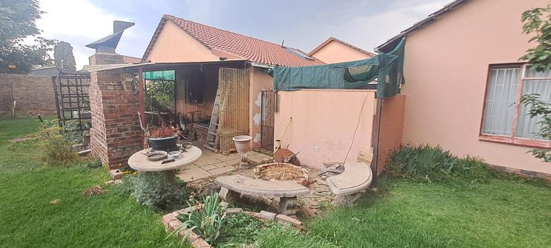 7 Bedroom Property for Sale in Elspark Gauteng